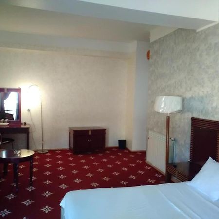 אנאבה Mimosa Palace מראה חיצוני תמונה